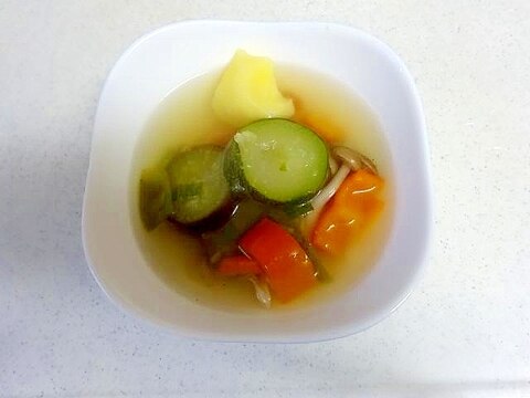 簡単ゴロゴロ野菜スープ